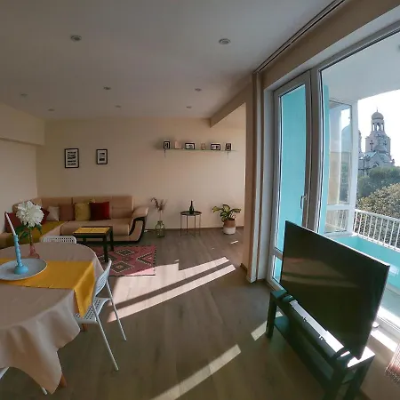 Apartment By The Cathedral - Center - 2 Bedroom Flat *