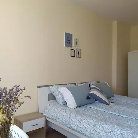 Apartment By The Cathedral - Center - 2 Bedroom Flat