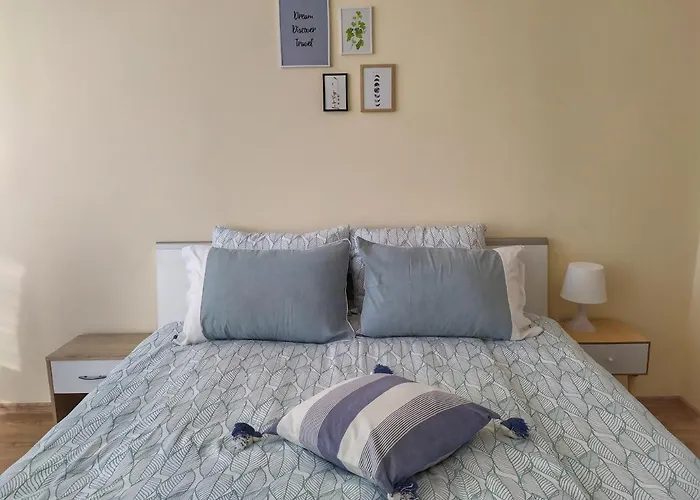 By The Cathedral - Center - 2 Bedroom Flat