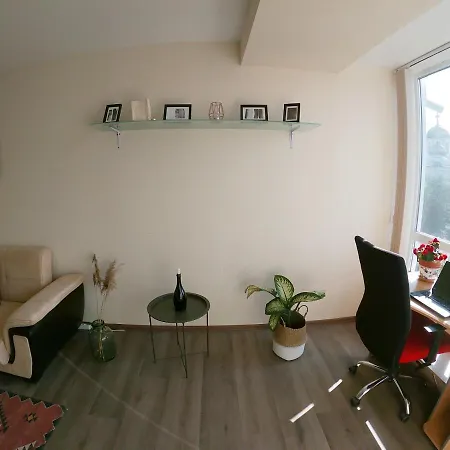 By The Cathedral - Center - 2 Bedroom Flat Apartmán *