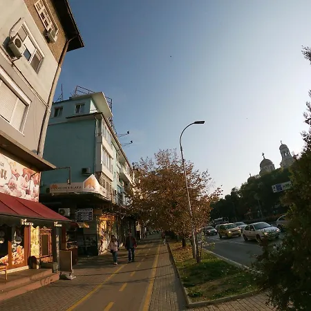Апартамент By The Cathedral - Center - 2 Bedroom Flat